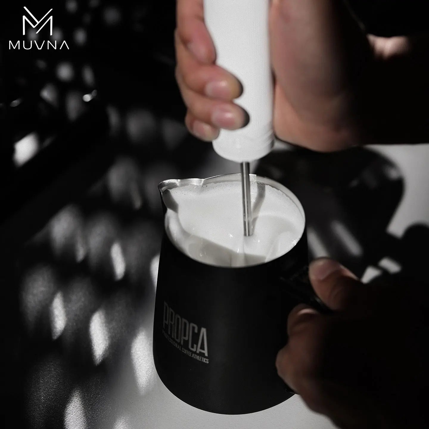 Pichet moussant en acier inoxydable pour machine à expresso