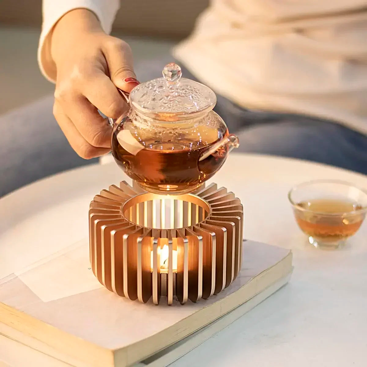 Chauffe-théière en alliage d'aluminium creux doré, chauffe-cafetière à bougie