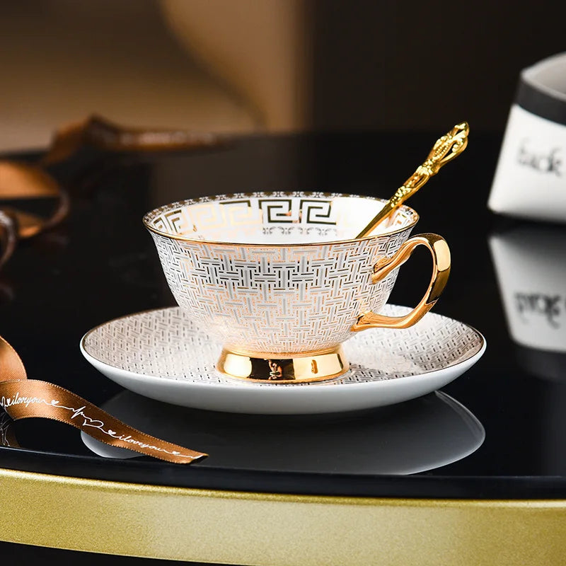 Ensemble de tasses à café européennes en porcelaine fine, grain fin, céramique créative, Phnom