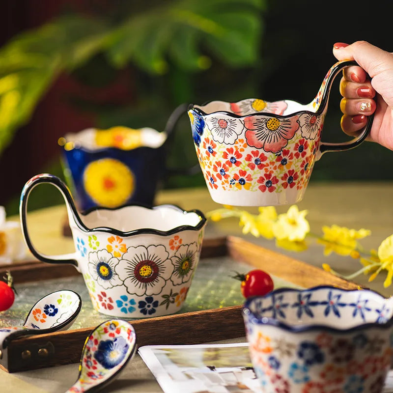 Tasse en céramique stylée, avec anse pour une prise en main facile, tasse à café et à thé.